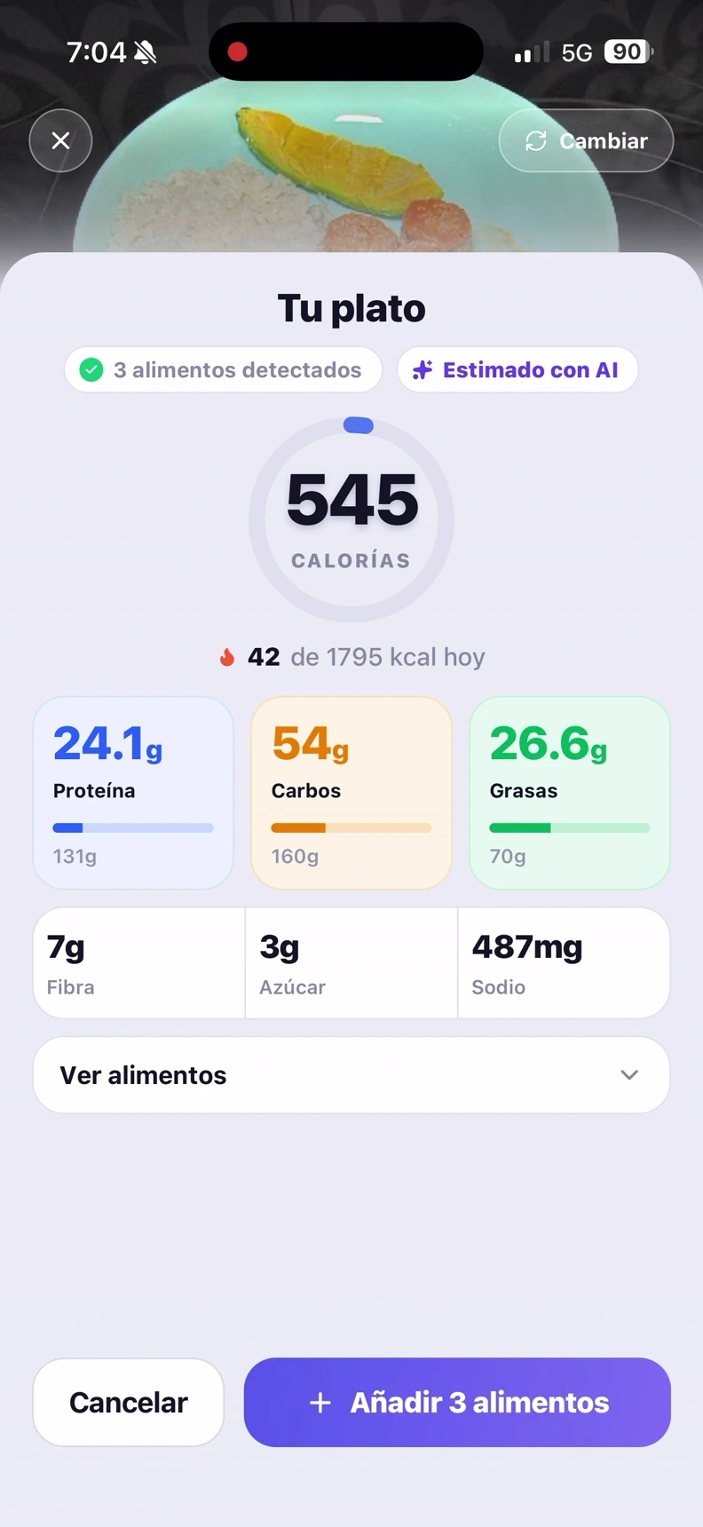 Resultado real del análisis: 545 calorías y desglose nutricional
